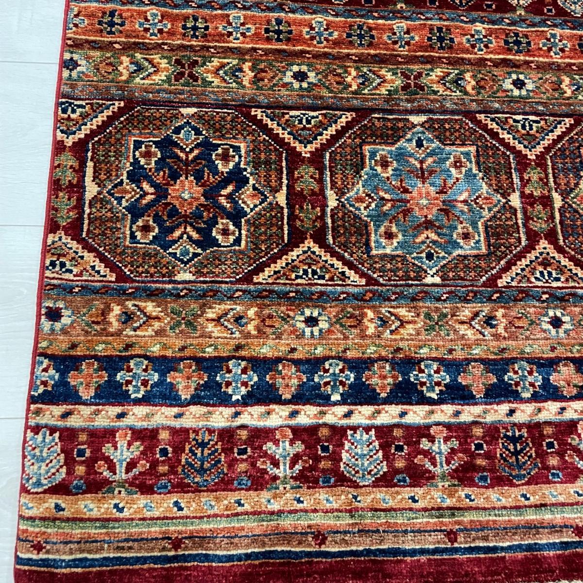Khurjeen Traditional Hand Knotted Wool Rugs 46055 in Red Multi 234x177cm – image 3