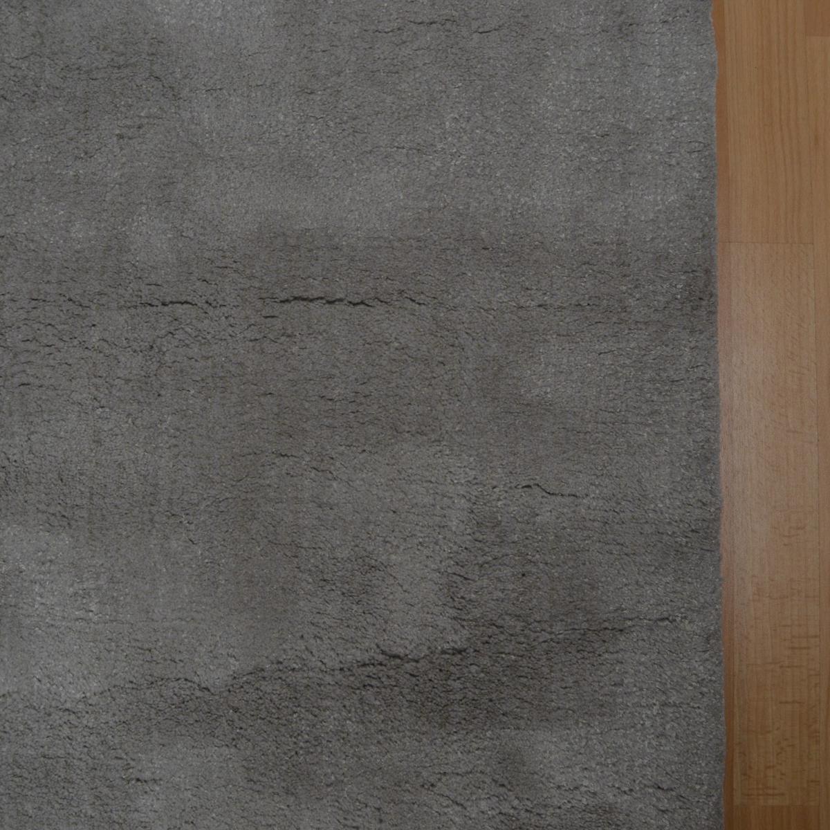 Aran Rugs in Feather Grey – image 4