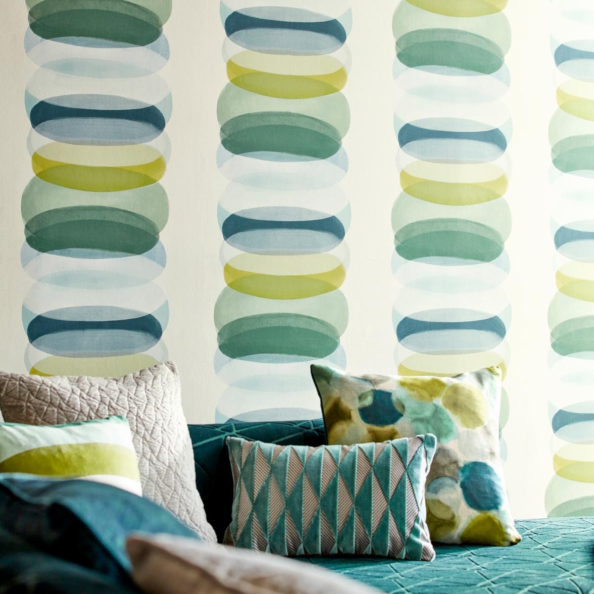 Elliptic Wallpaper 112195 by Harlequin in Emerald GreenRoll – image 2