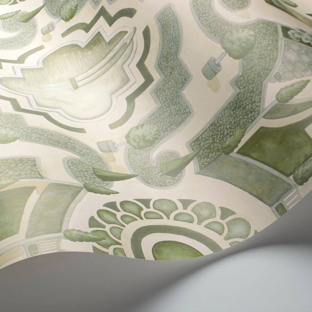 Topiary Wallpaper 2005 by Cole & Son in Leaf Green&nbsp;Roll – image 2