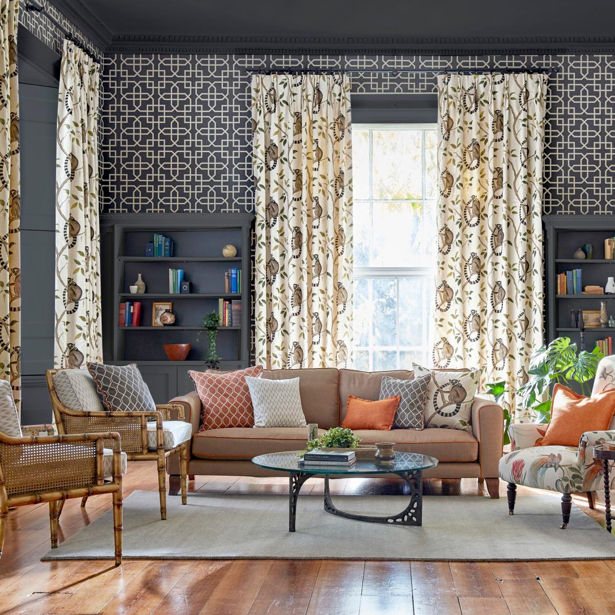 Hampton Trellis Wallpaper 216662 by Sanderson in Charcoal Grey Roll – image 2
