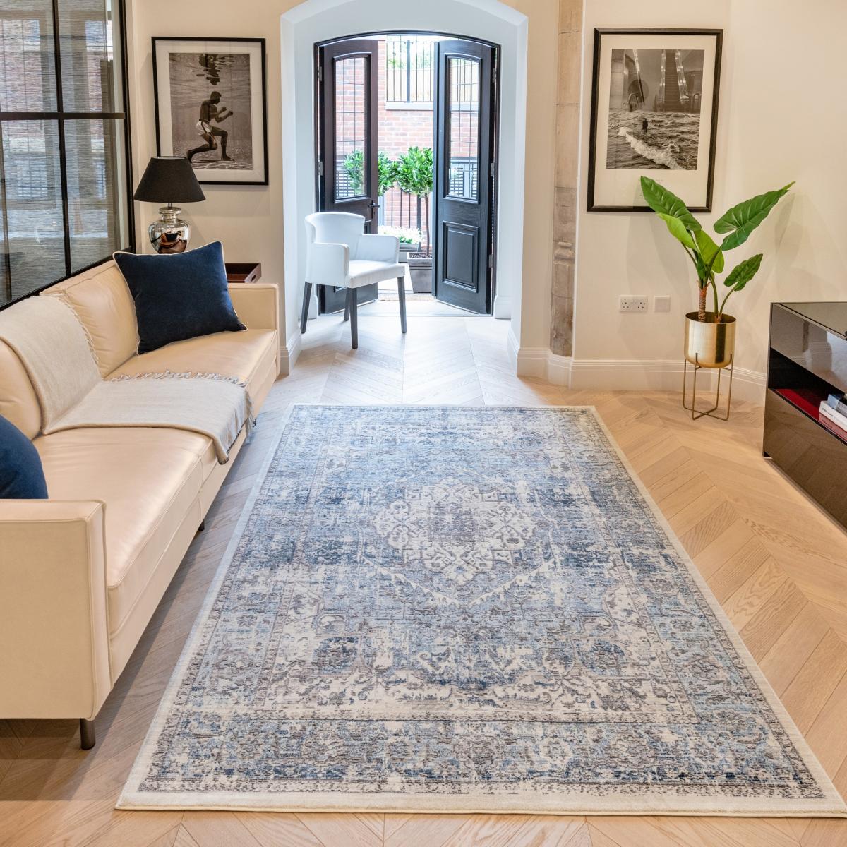Heritage Traditional Bordered HRTG106 Rugs in Ivory Grey Blue – image 1
