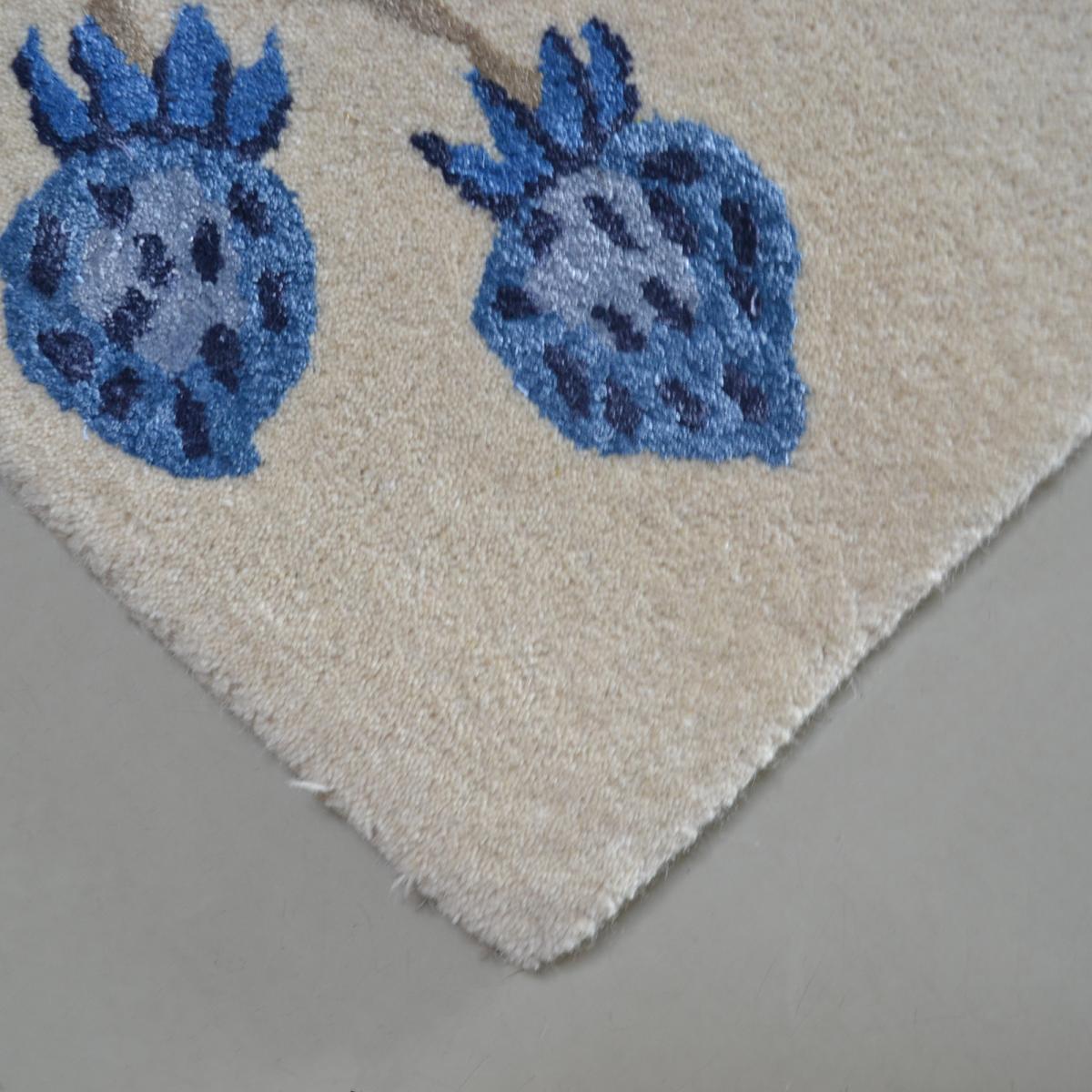 Wild Strawberry Rugs 38108 by Wedgwood 120x180cm – image 3
