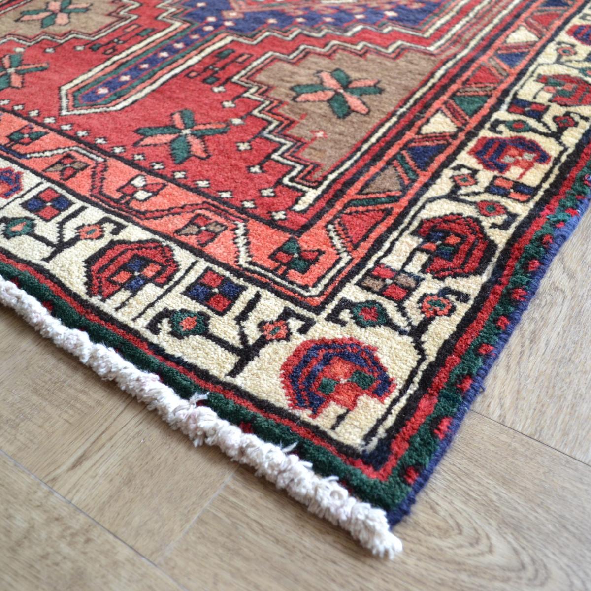 Meshkin 16508 Traditional Hand Knotted Wool Runner Rug in Red&nbsp;95x317cm – image 2