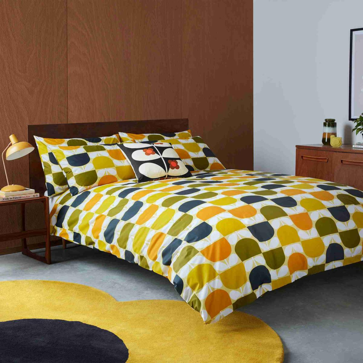 Block Stem Bedding Duvet Cover and Pillowcase by Orla Kiely in Sicilian Lemon 50x75cm – image 2