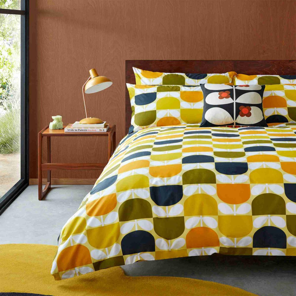Block Stem Bedding Duvet Cover and Pillowcase by Orla Kiely in Sicilian Lemon 50x75cm – image 1