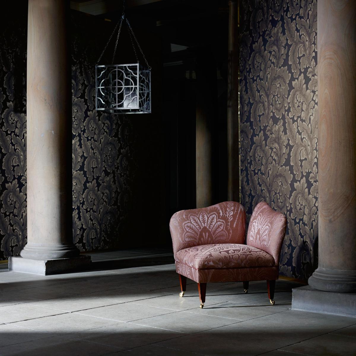 Acantha Wallpaper 312620 by Zoffany in Ink Blue Roll – image 2
