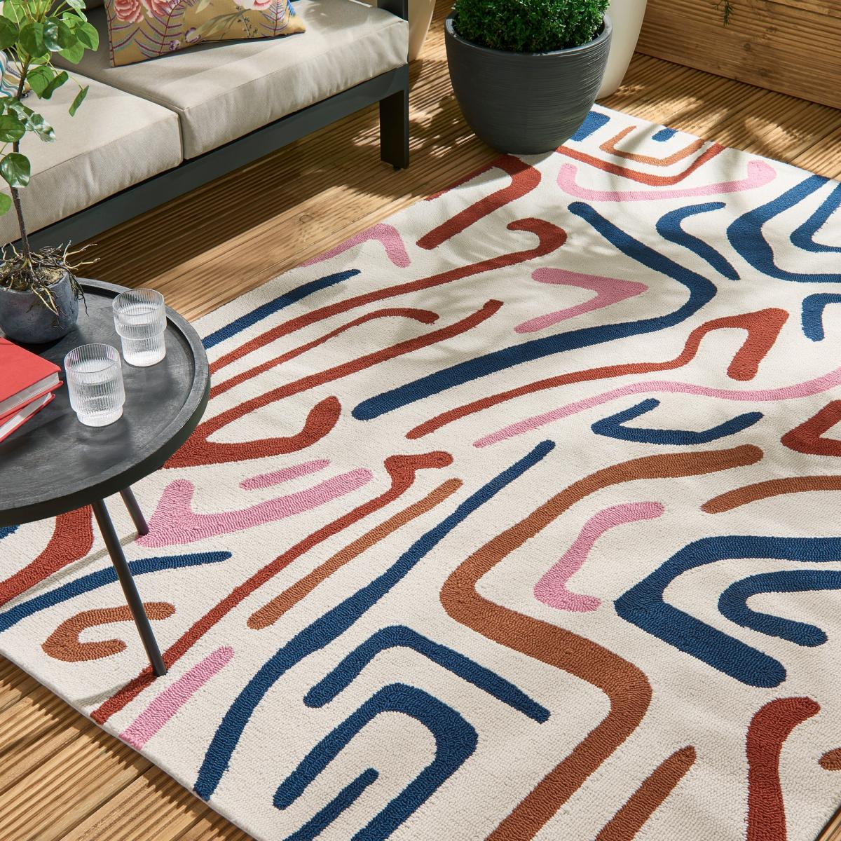 Synchronic Indoor Outdoor Rugs 442303 in Brazilian Rosewood Origami – image 1