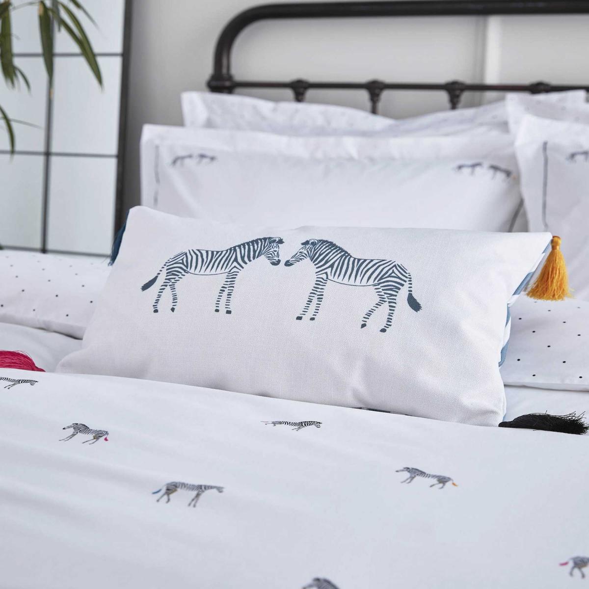 ZSL Zebra Bedding and Pillowcase By Sophie Allport in Monochrome&nbsp;75x50cm – image 3