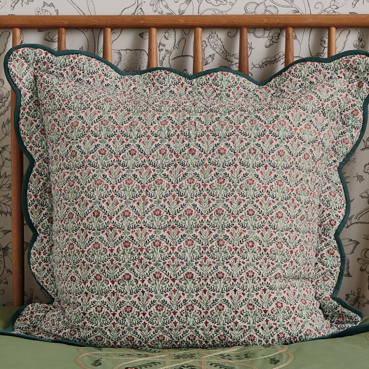 Brophy Embroidery Bedding by Morris & Co in Green 230x220cm – image 4