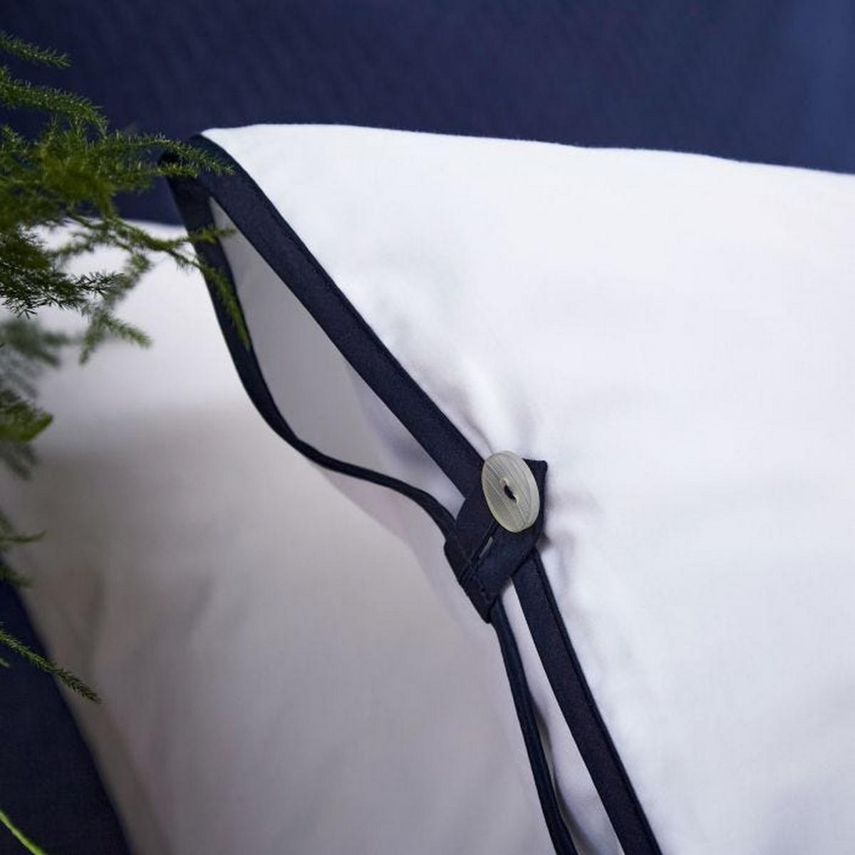 Komoro Plain Ribbon Piping Cotton Bedding in White Midnight Blue 200x200cm – image 3