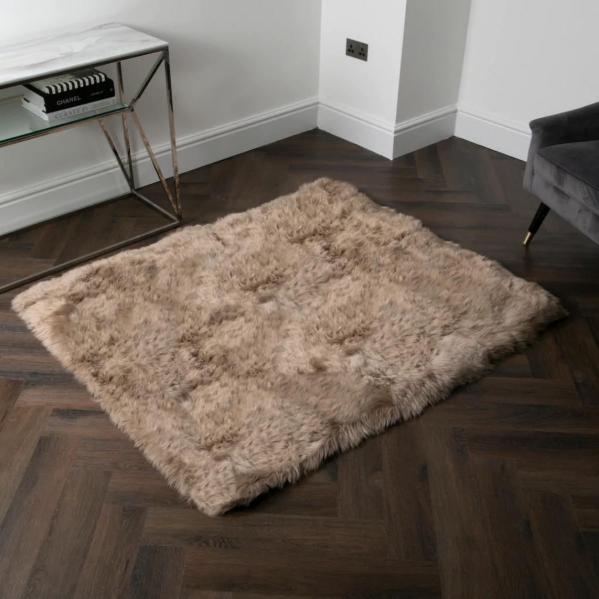Beaumont New Zealand Sheepskin Rug in Light Brown70x140cm – image 1