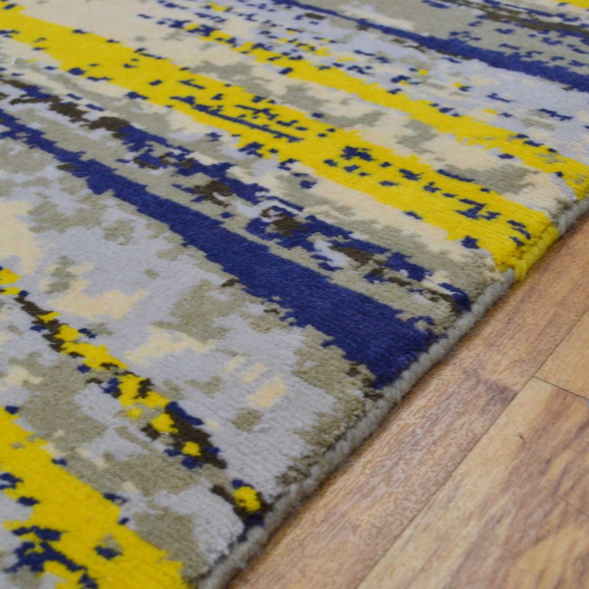 Evening Rays Rug in Blue and Yellow – image 2