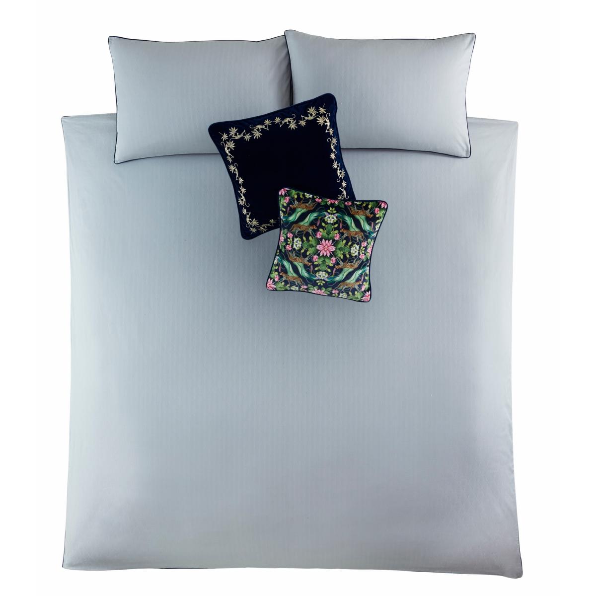 Folia Leaf Bedding Duvet Cover and Pillowcase By Wedgwood in Smoke Grey 200x200cm – image 5