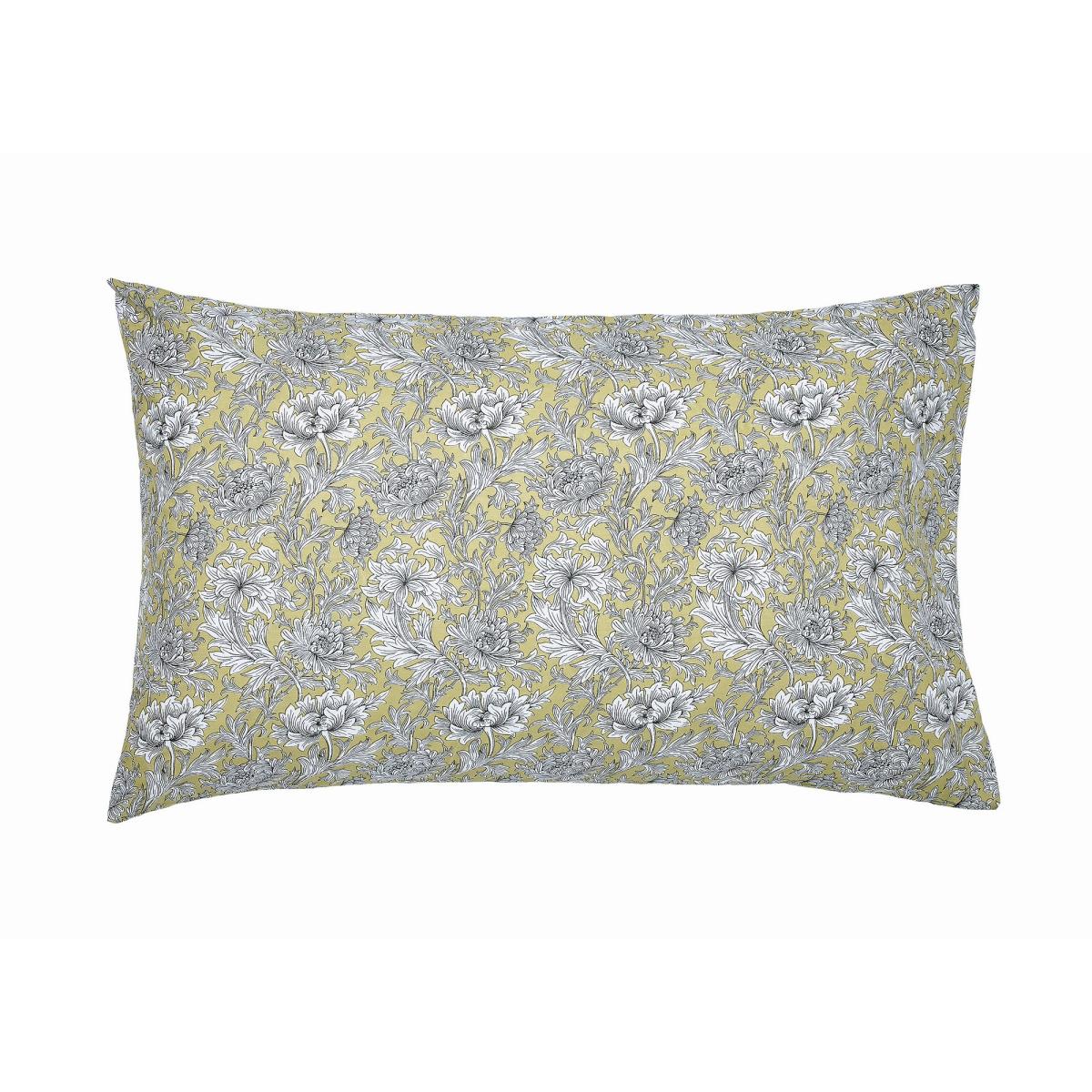 Severn Bedding Duvet Cover and Pillowcase by William Morris in Cochineal Pink&nbsp;65x65cm – image 5