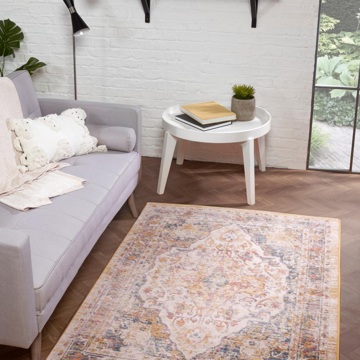 Nova 9048 Traditional Rugs in Cream White – image 1