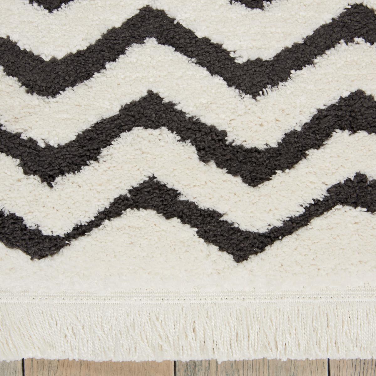 Kamala Hallway Runners DS501 by Nourison in White66x229cm – image 3