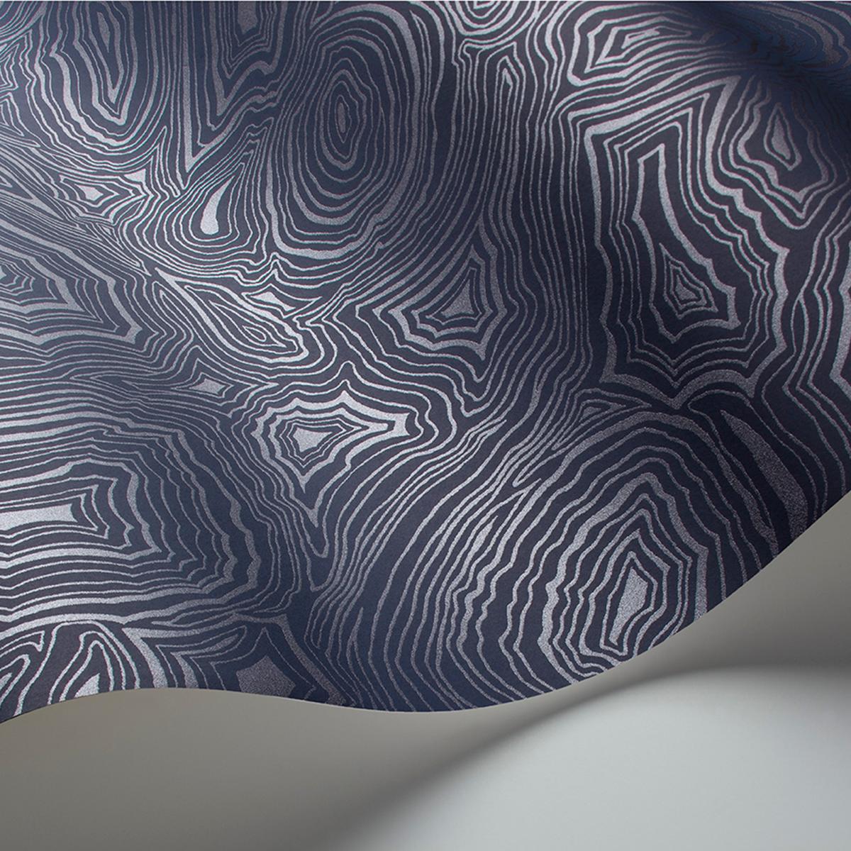 Malachite Wallpaper 17034 by Cole & Son in Royal Blue Silver&nbsp;Roll – image 2