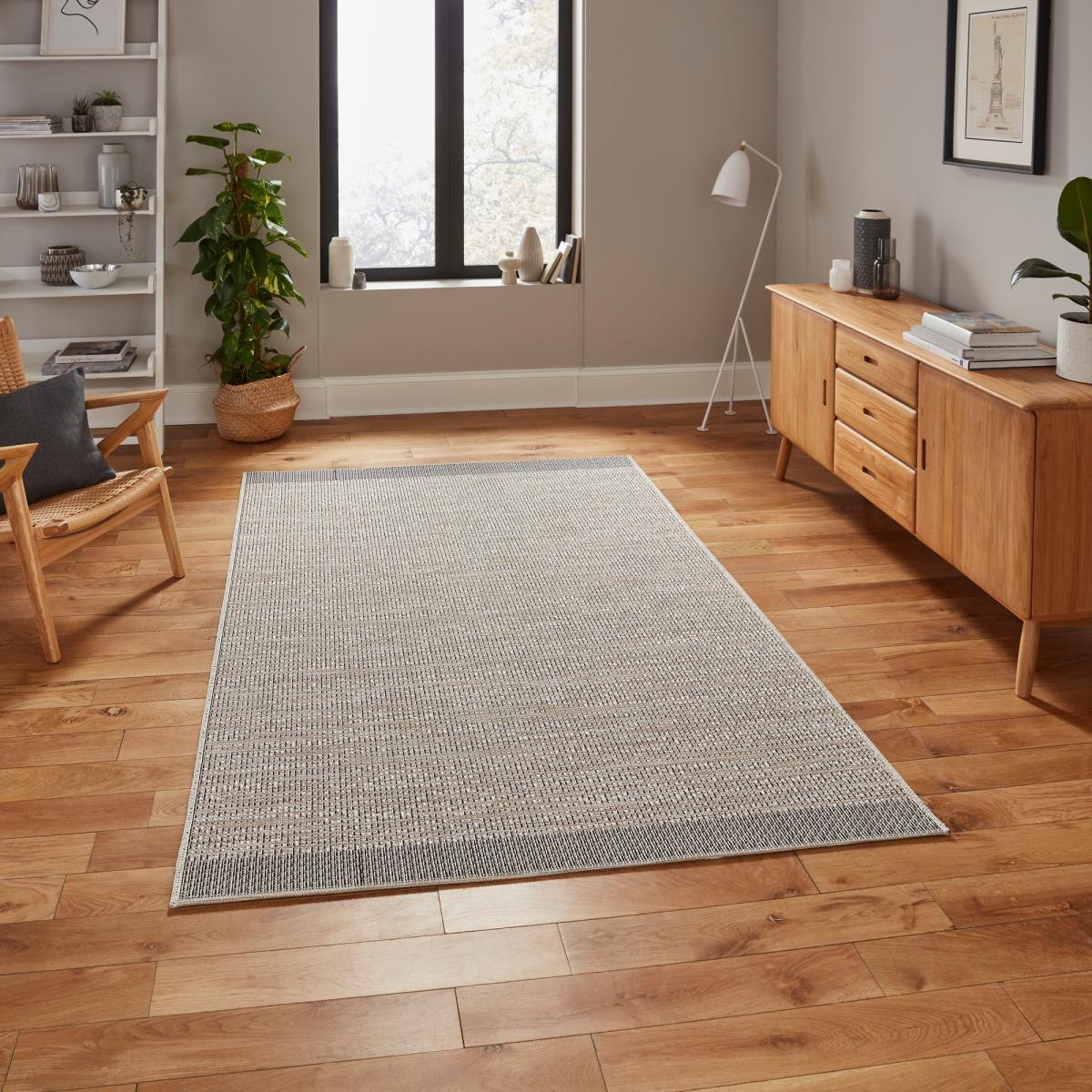 Stitch 9683 Indoor Outdoor Rug in Beige Black – image 1