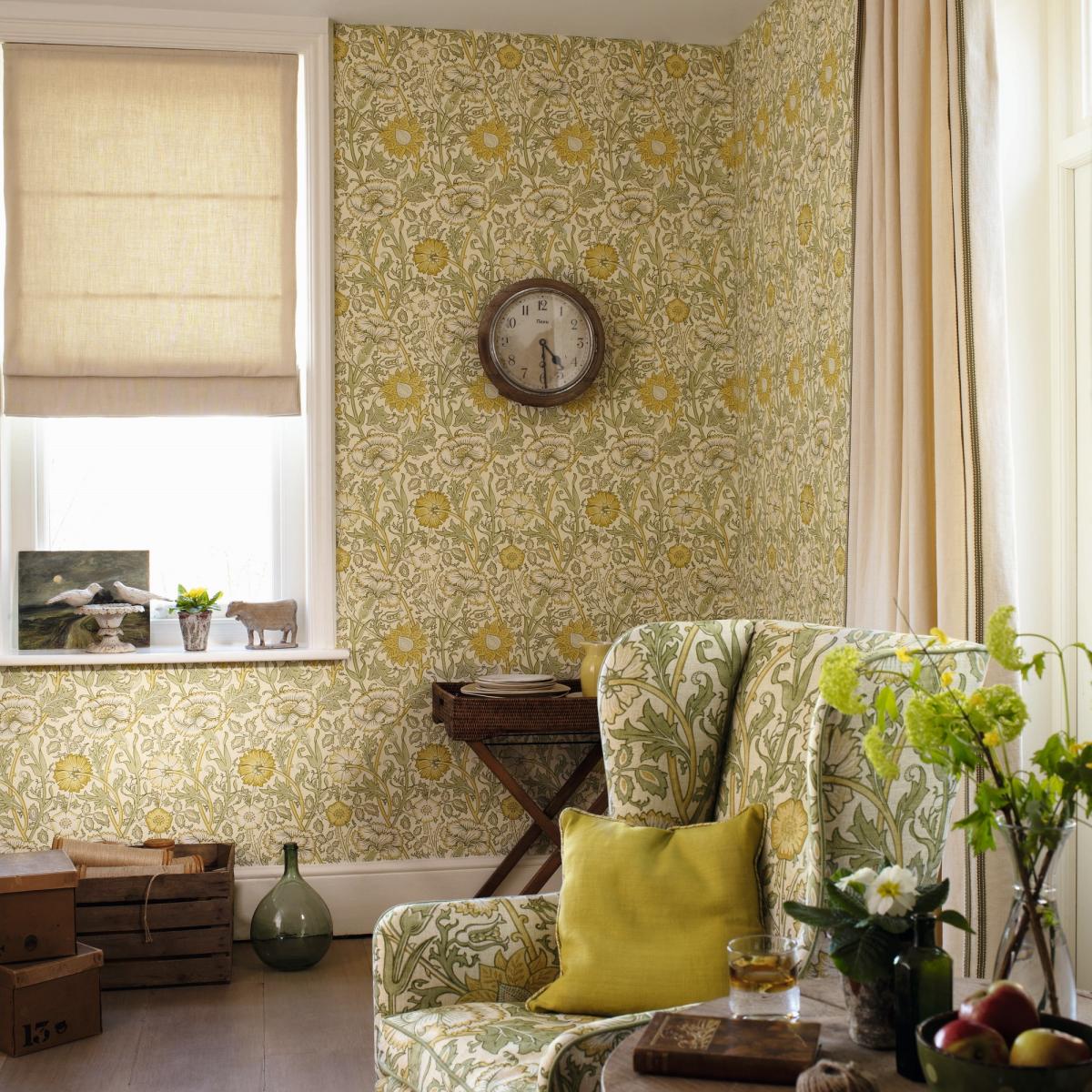 Pink and Rose Wallpaper 212569 by Morris & Co in Cowslip Fennel Roll – image 2