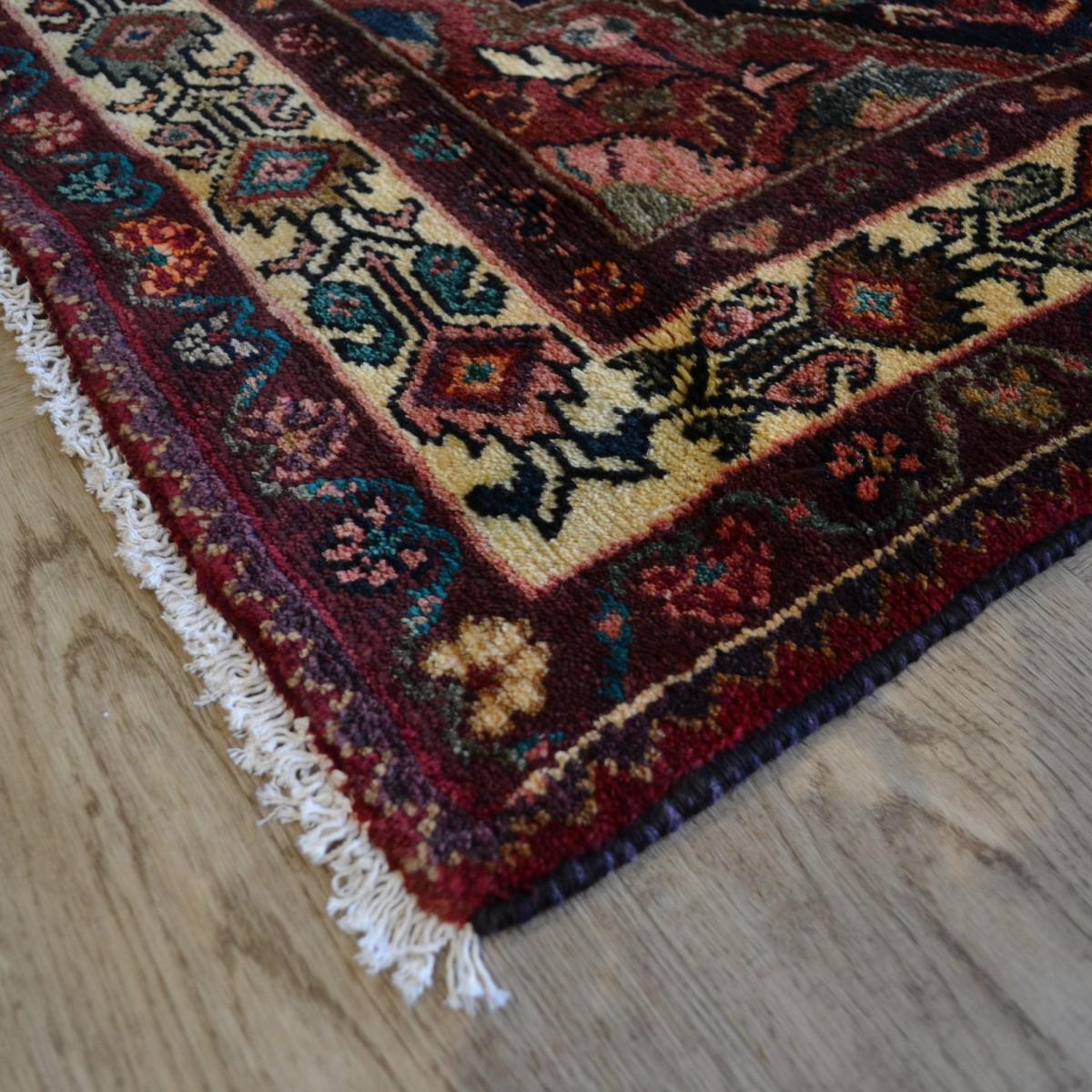 Hamadan 254618 Traditional Hand Knotted Wool Runner Rug in Red 308x100cm – image 2