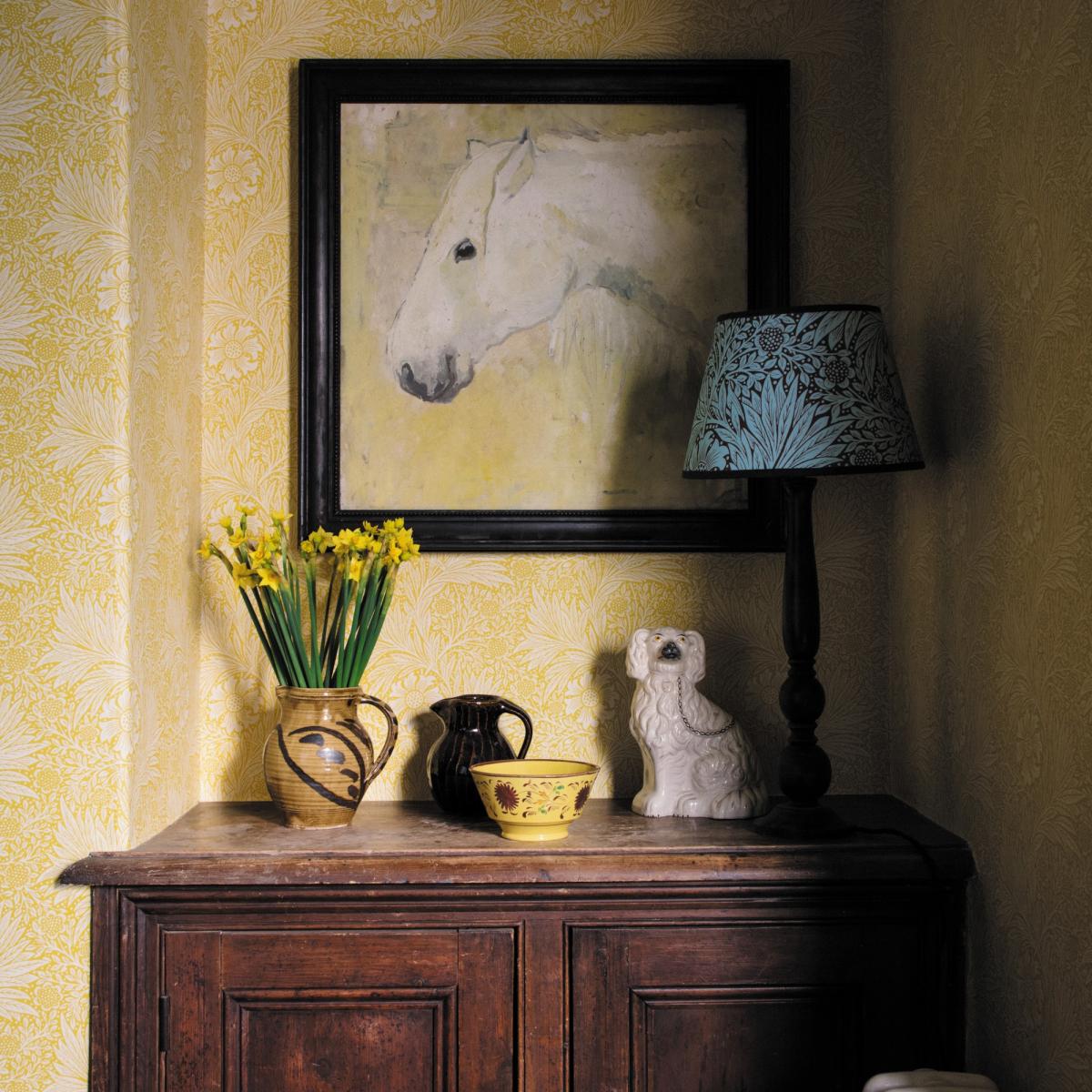 Marigold Wallpaper 217091 by Morris & Co in Yellow&nbsp;Roll – image 4