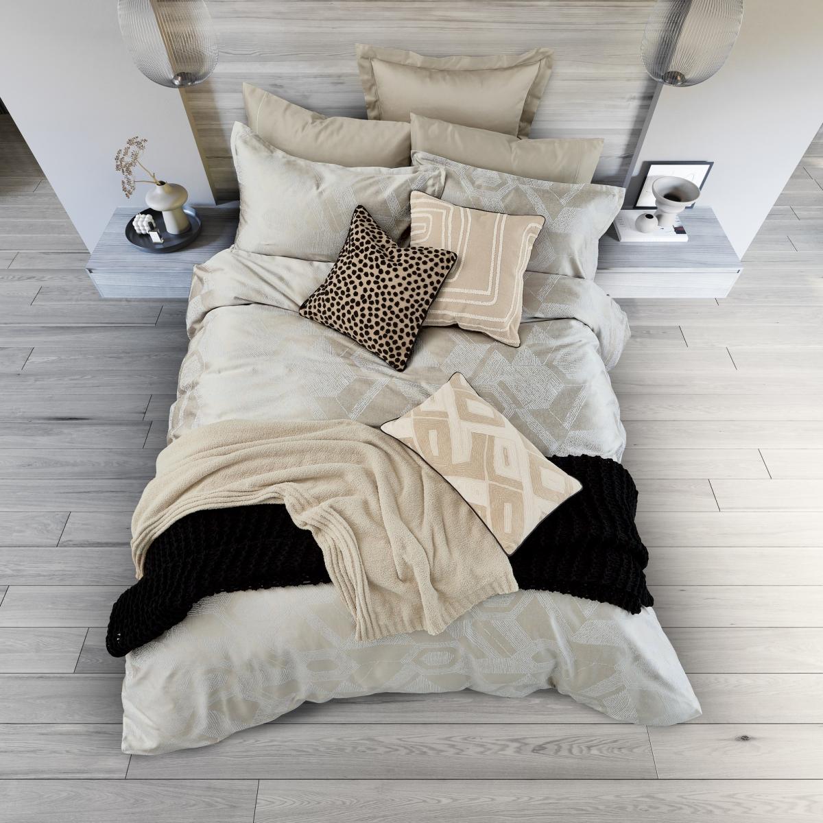 Nalu Nalani Bedding by Nicole Scherzinger in Linen 200x200cm – image 3