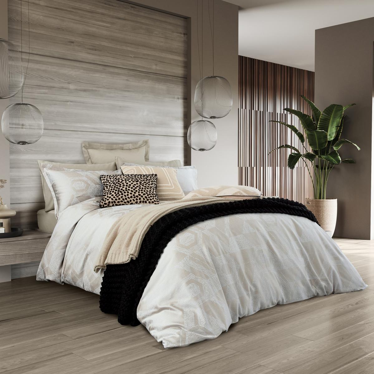 Nalu Nalani Bedding by Nicole Scherzinger in Linen 200x200cm – image 1