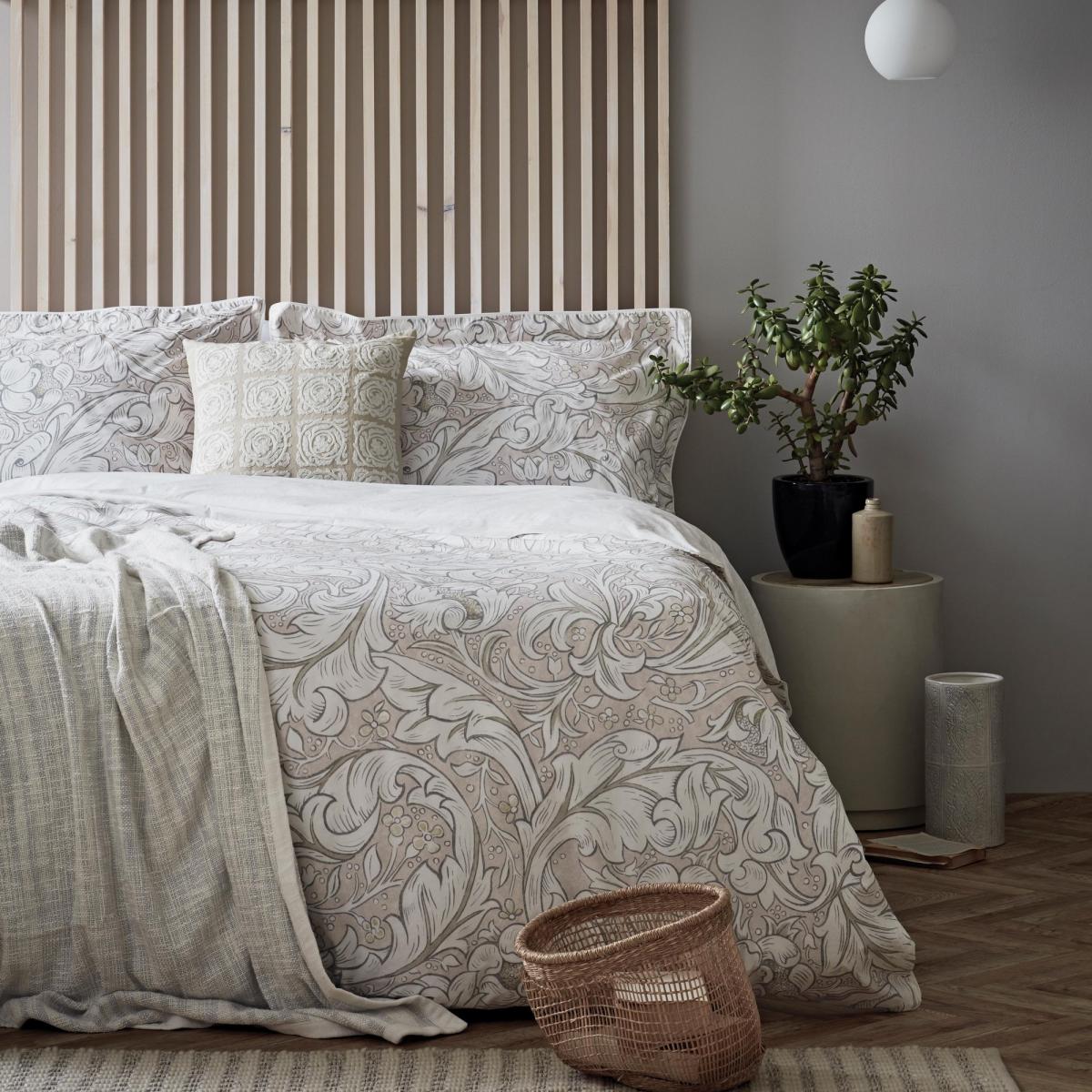 Pure Bachelors Bedding Duvet Cover and Pillowcase By Morris & Co in Sea Pink 140x200cm – image 1