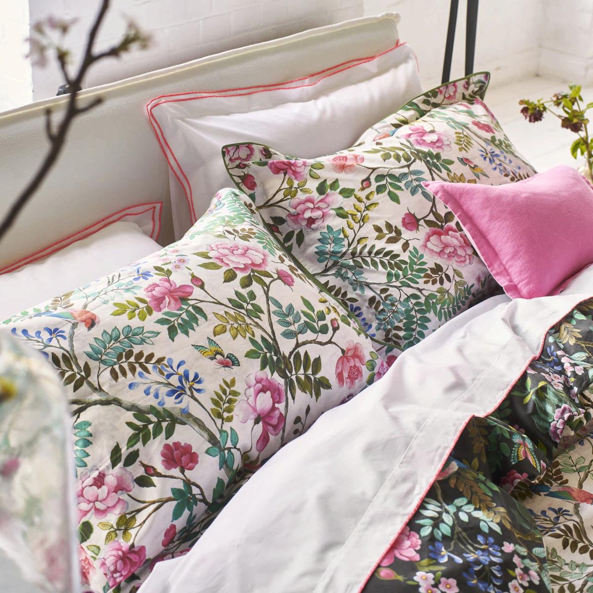 Porcelaine de Chine Duvet Cover and Pillowcase in Noir Black By Designers Guild Bedding 260x220cm – image 5