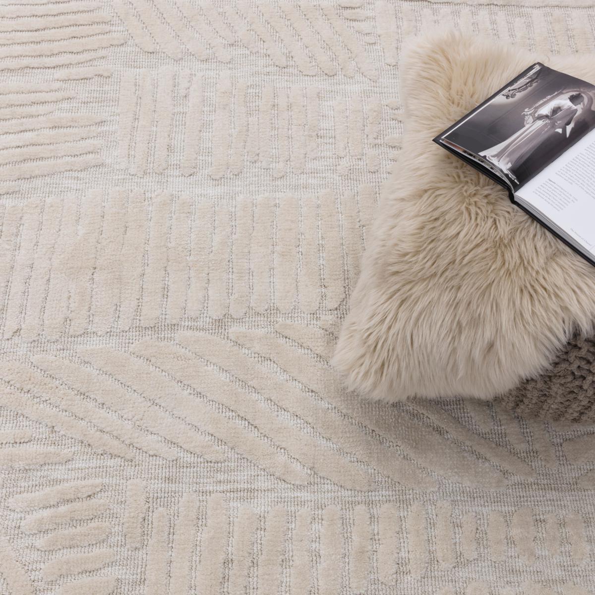 Mason Trapezium Modern Geometric Rugs in Cream White200x290cm – image 2