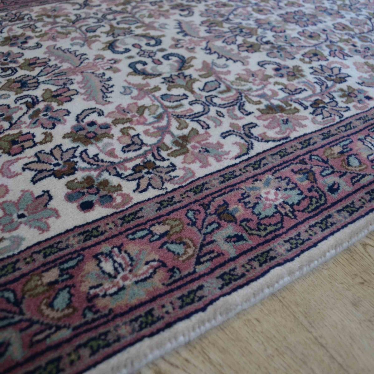 Sarouck Traditional Hand Knotted Wool Runner Rug in Beige Rose Pink 80x384cm – image 3