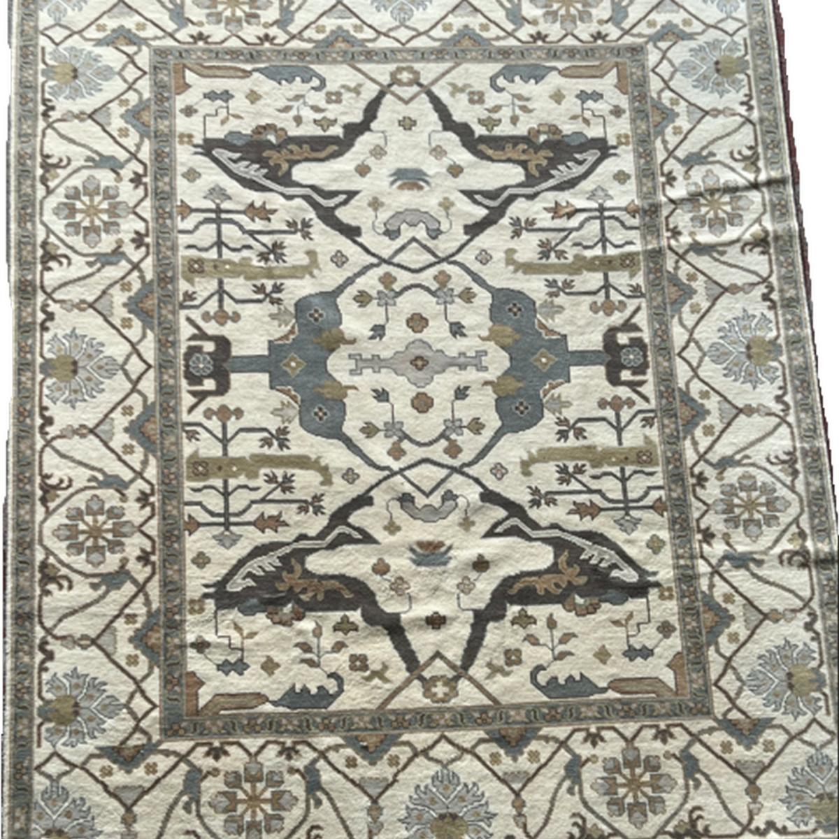 Oushak 60 Traditional Hand Knotted Wool Rug in Beige250x308cm – image 1