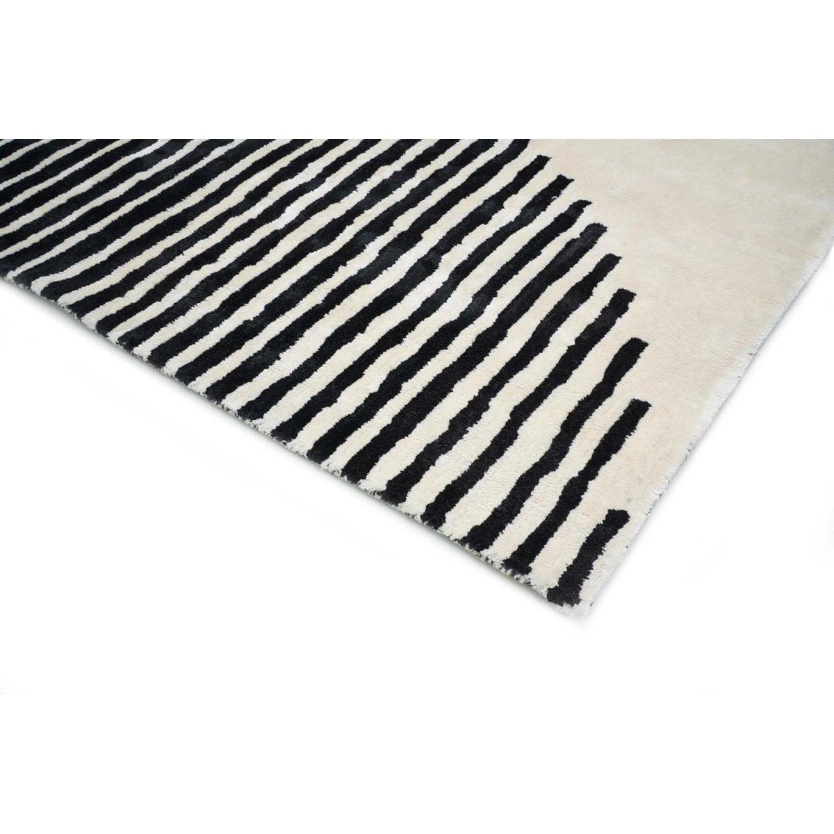 Kobe Large Rug in Wrought Iron - sofa.com – image 2