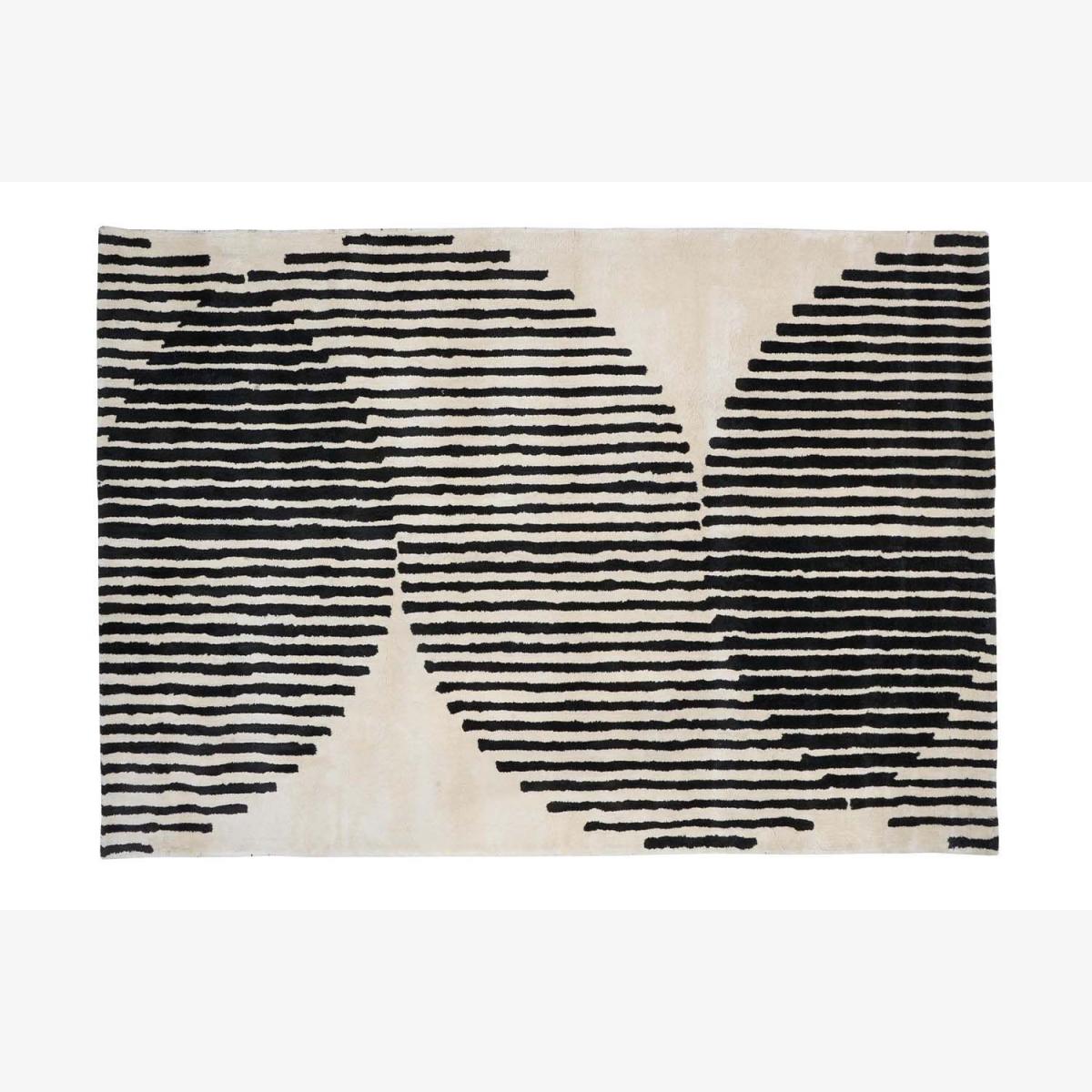 Kobe Large Rug in Wrought Iron - sofa.com – image 1