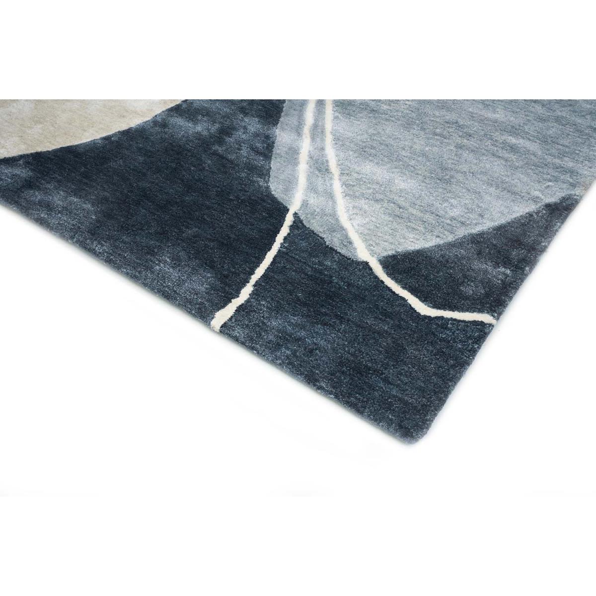 Santa Monica Large Rug in Sea Breeze - sofa.com – image 3