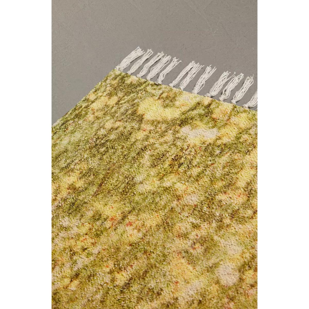 Melanie Floral 2x3 Rug - Assorted ALL at Urban Outfitters – image 2