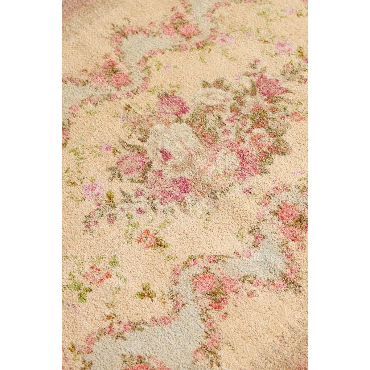Olivia 2x3 Rug - Pink at Urban Outfitters – image 2