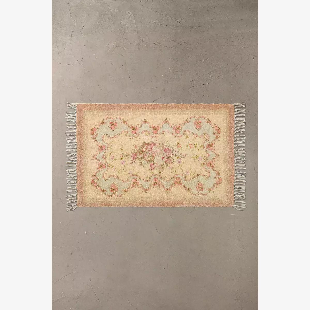 Olivia 2x3 Rug - Pink at Urban Outfitters – image 1