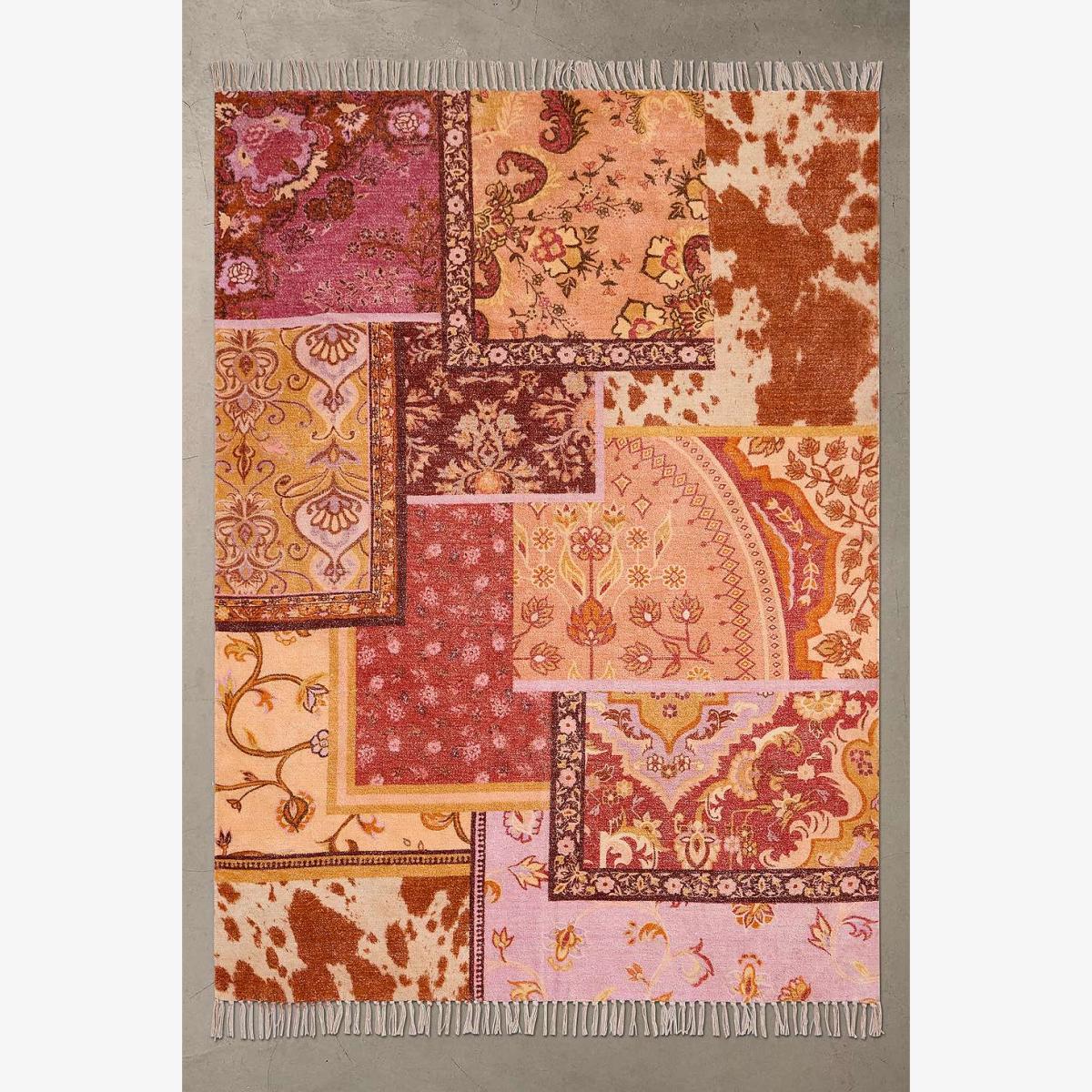 Pink Priscilla 5x7 Rug - Pink at Urban Outfitters – image 1