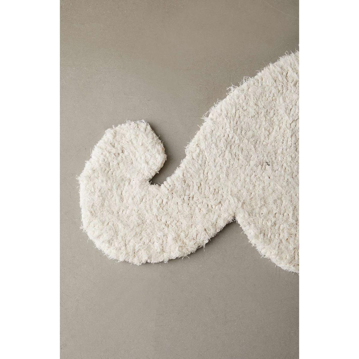 Urban Outfitters White Cat 2x3 Rug - White – image 4