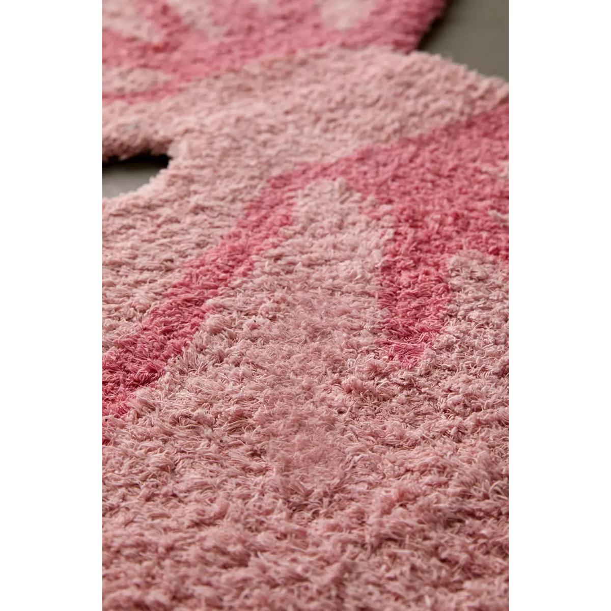 Pink Bow Rug - Pink 122cm x 91.5cm at Urban Outfitters – image 3