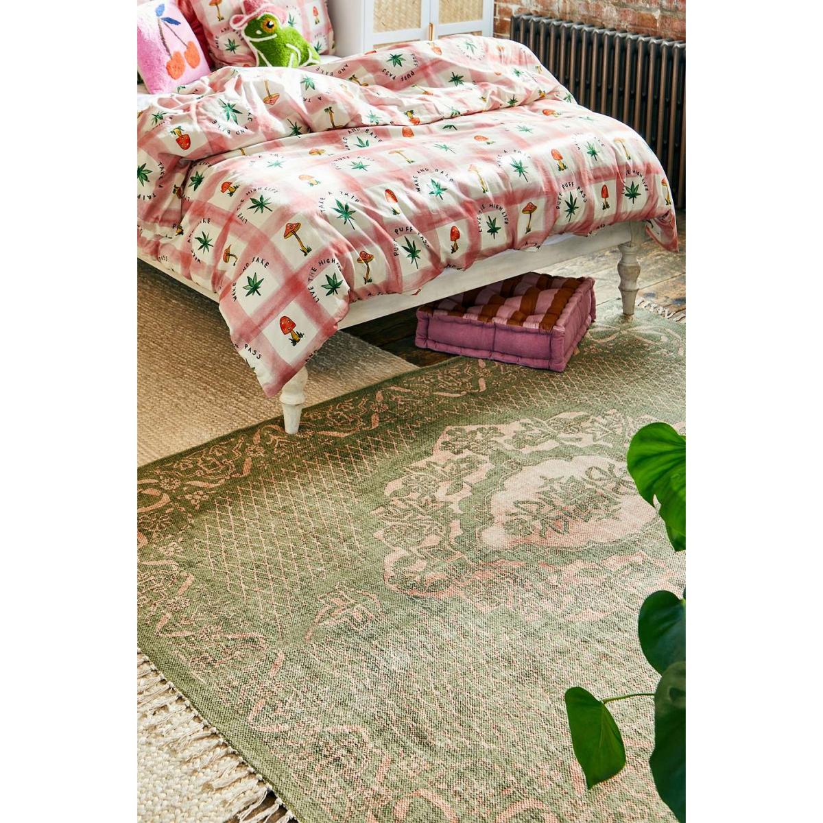 Allura 5x7 Rug - Light Green at Urban Outfitters – image 2