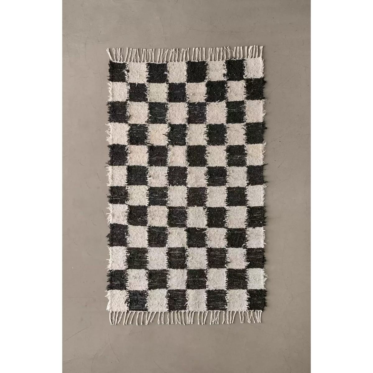 Checkerboard Black & Ecru 3x5 Rug - Black ALL at Urban Outfitters – image 2