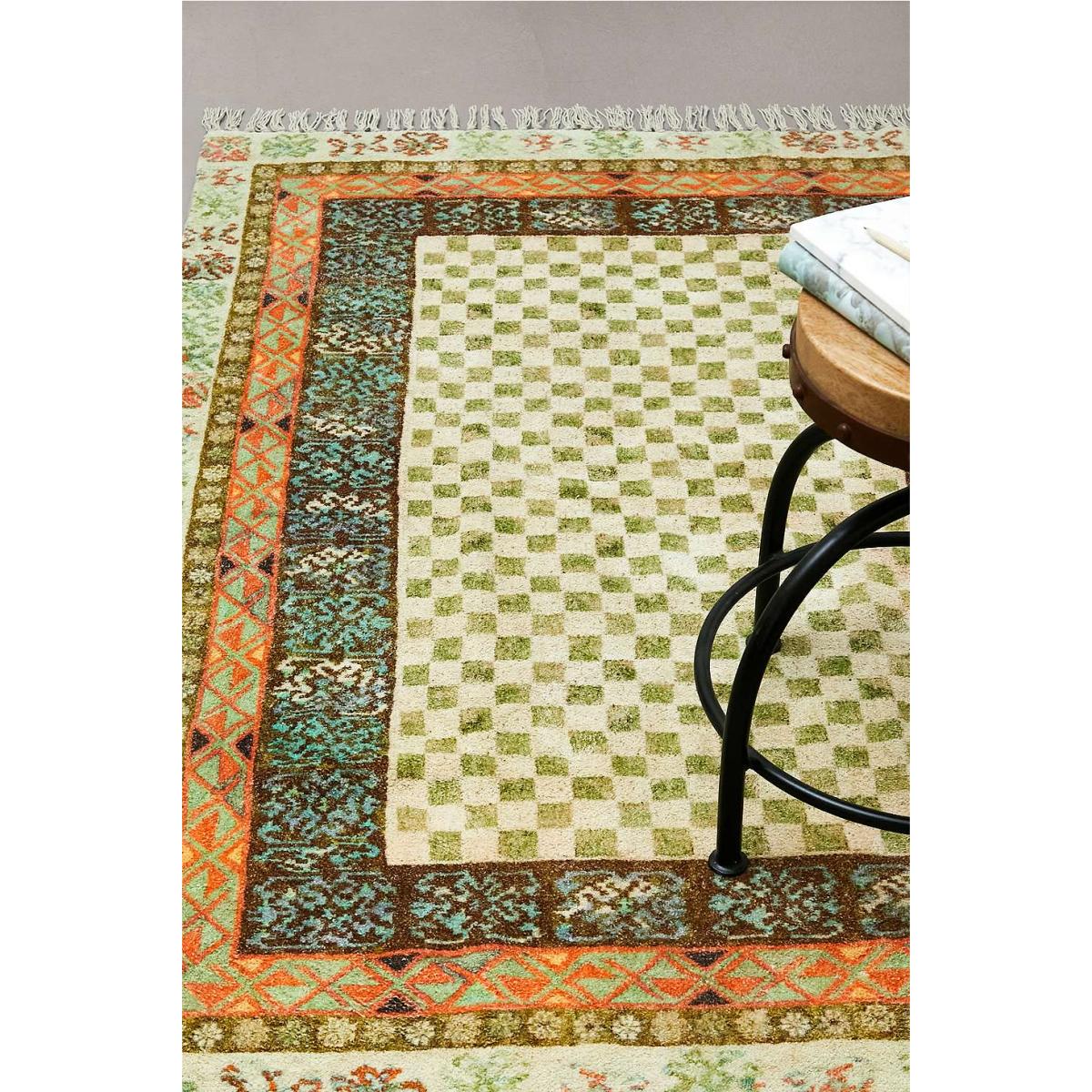 Devora Green 3x5 Rug - Green ALL at Urban Outfitters – image 3