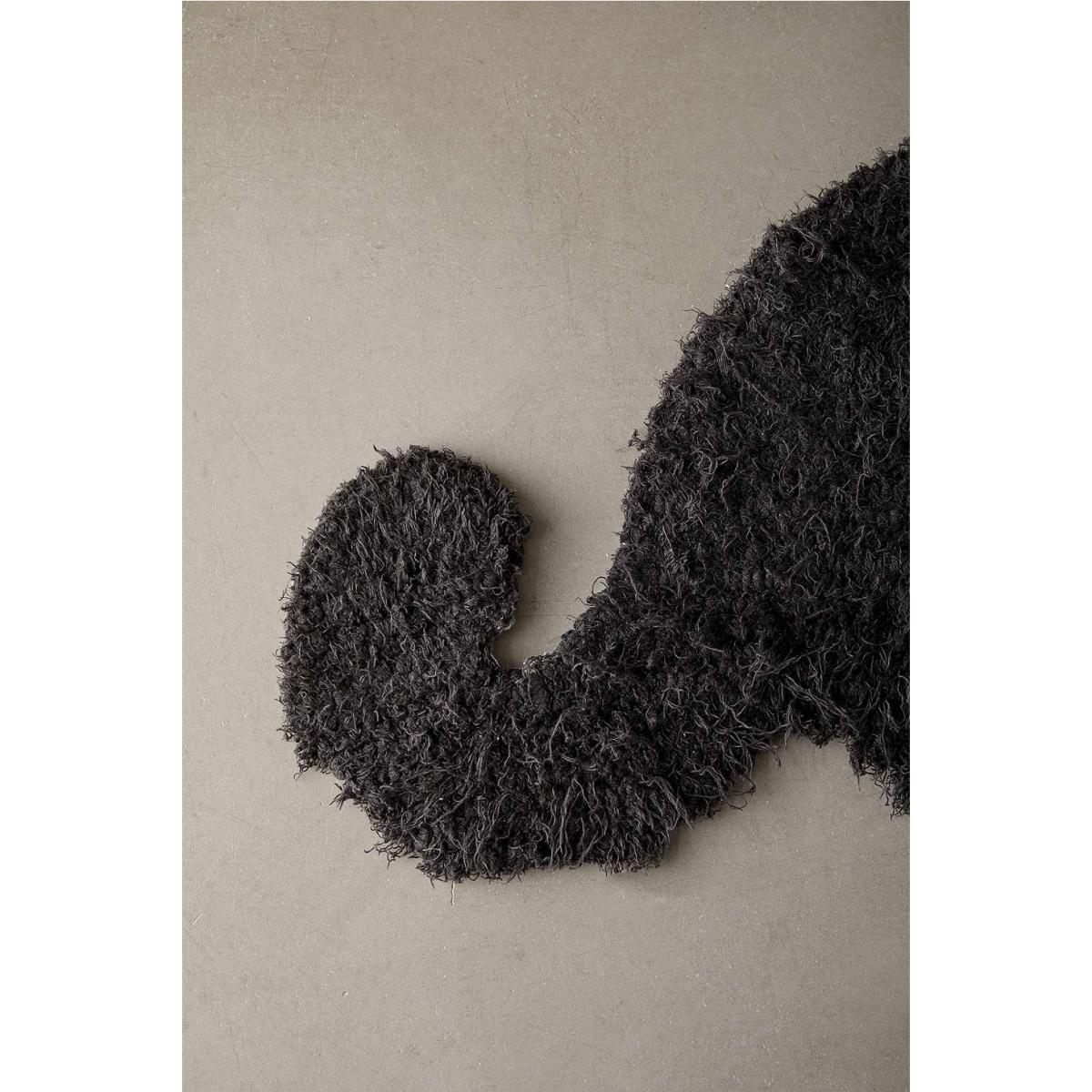 Urban Outfitters Black Cat 2x3 Rug - Black – image 4