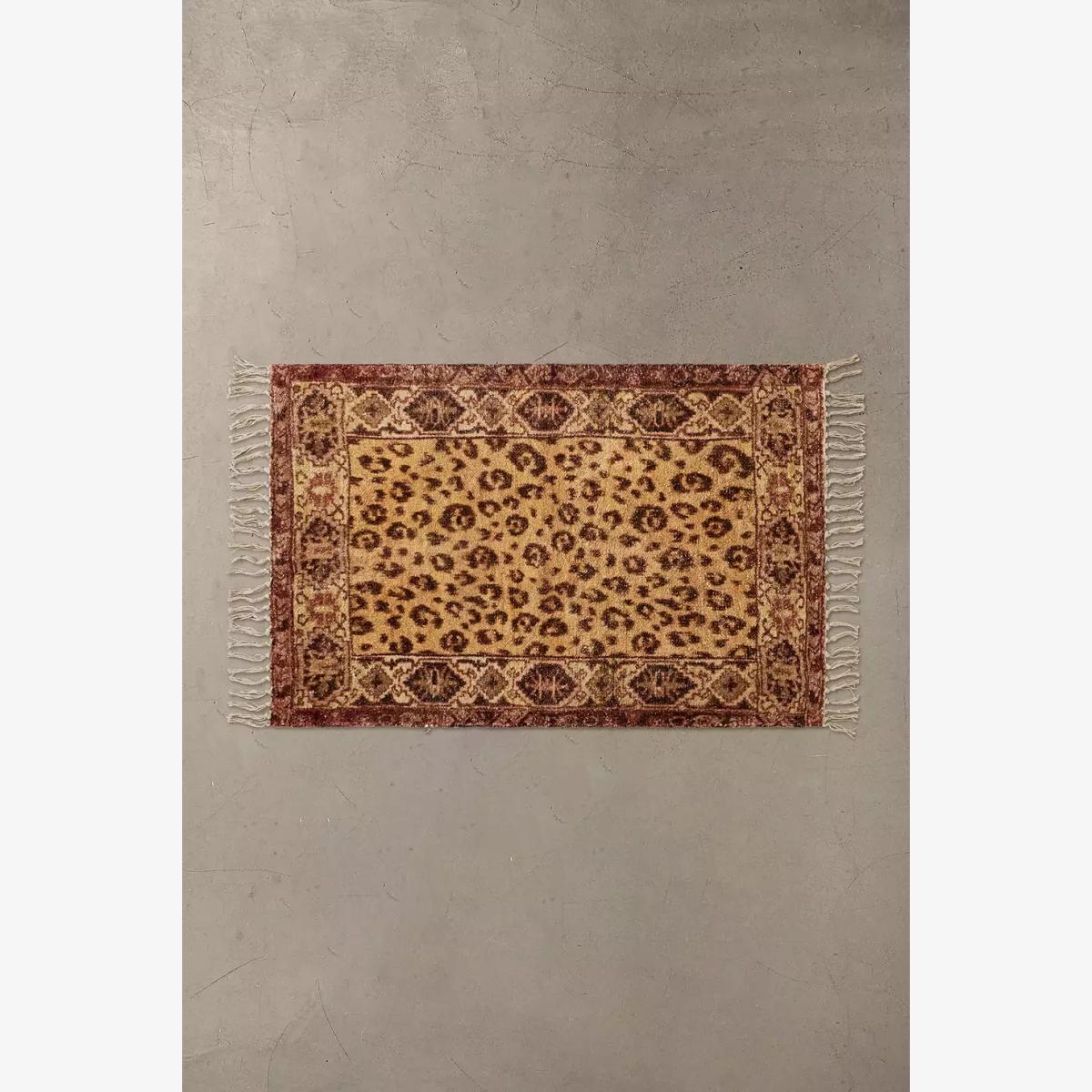 Urban Outfitters Leonore Gold Chenille 2x3 Rug - Gold – image 1