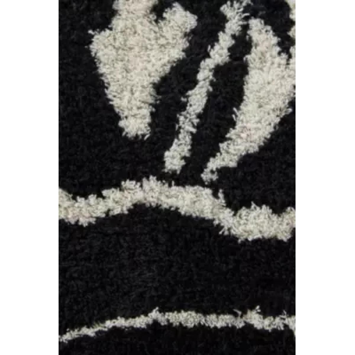 Black & White Cowboy Boot Rug - Black/White ALL at Urban Outfitters – image 7