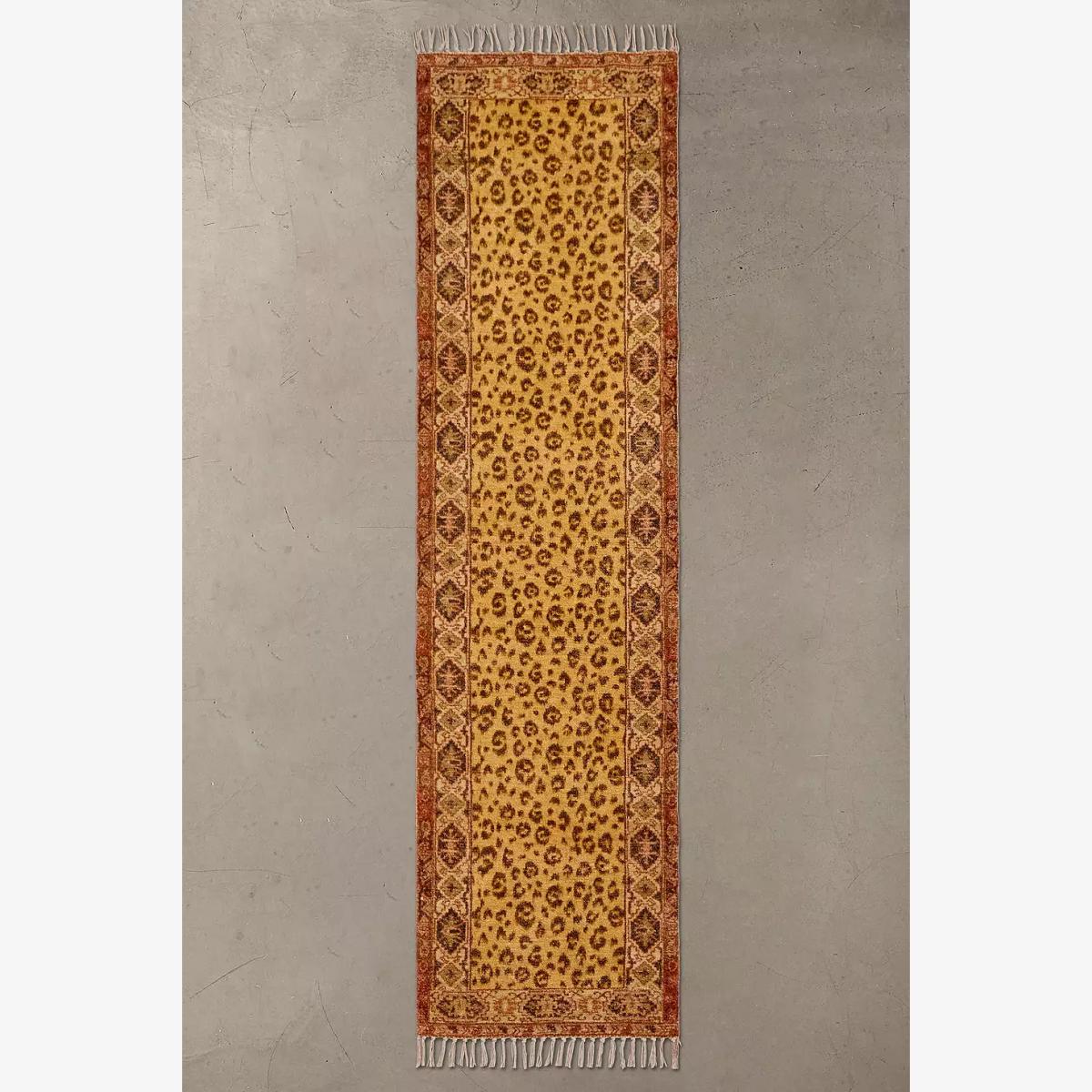 Leonore Runner 2x8 Rug - Neutral at Urban Outfitters – image 1