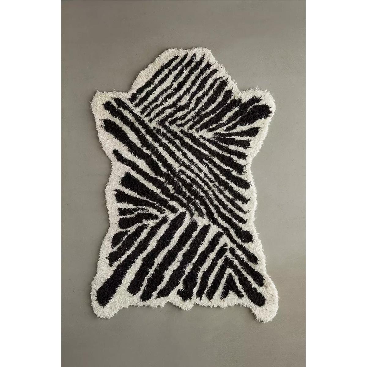 Urban Outfitters Zebra Rug - Black/White 183cm x 122cm – image 3